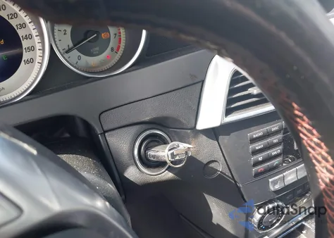 2013 Mercedes-Benz C 250 Sport from USA, damaged, VIN WDDGF4HB2DA859946